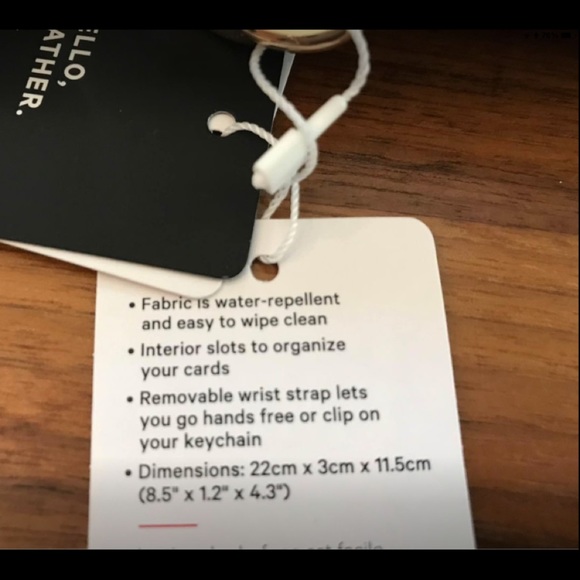 NWT LULULEMON - Picture 9 of 9